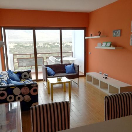 تيغيسي Surfhouse Hostel Famara المظهر الخارجي الصورة